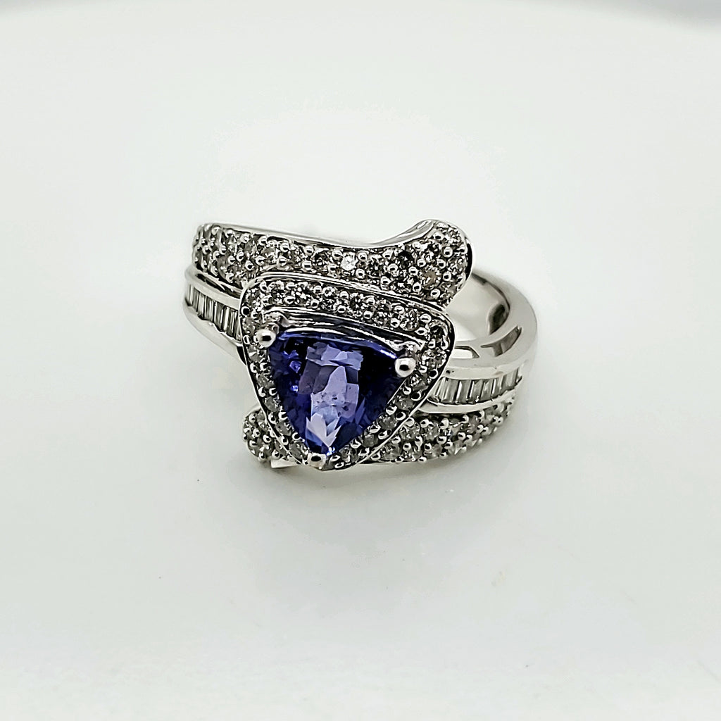 18kt White Gold Tanzanite and Diamond Ring