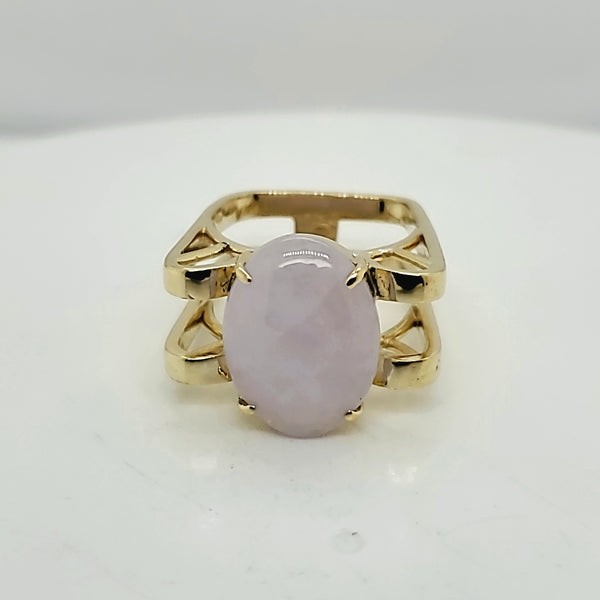 18kt Yellow Gold Lavender Jade Ring