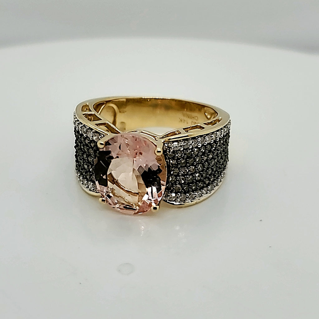 14kt Yellow Gold Morganite and Diamond Ring