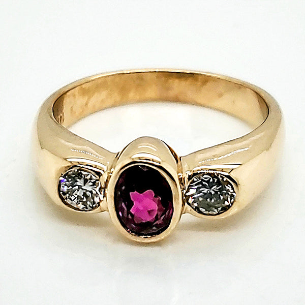 Vintage 14Kt Yellow Gold Ruby And Diamond Ring