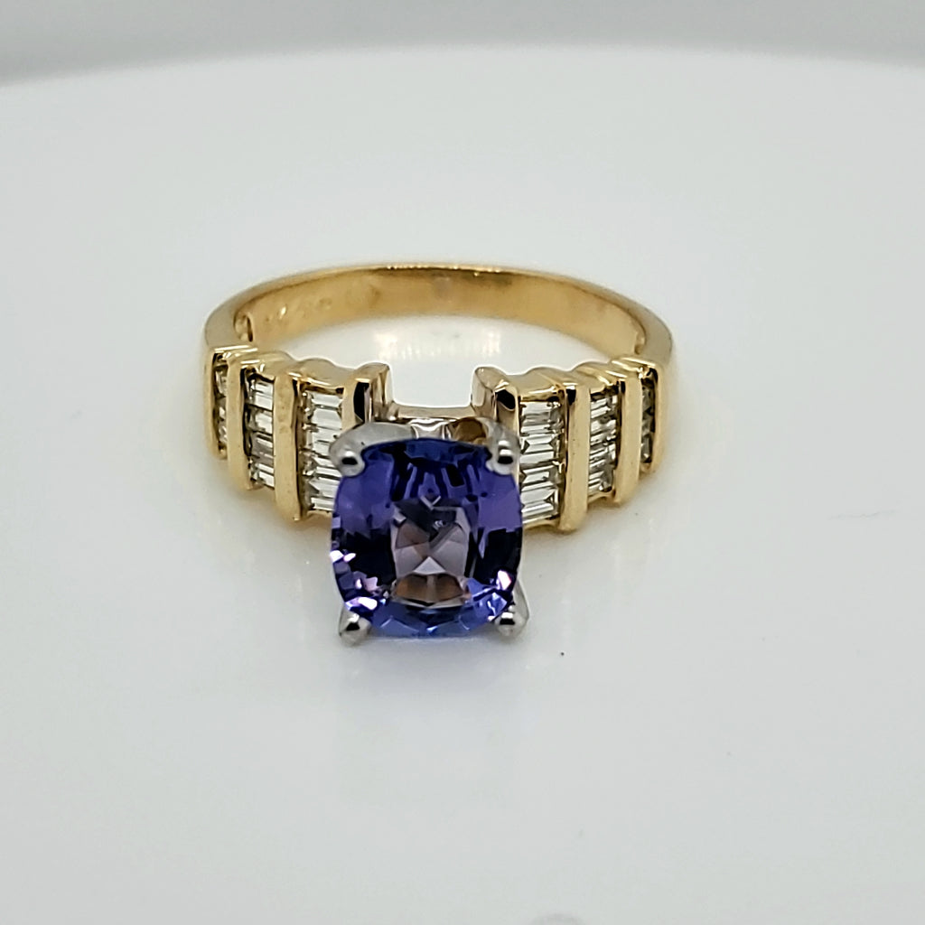 18kt Yellow Gold Tanzanite and Diamond Ring