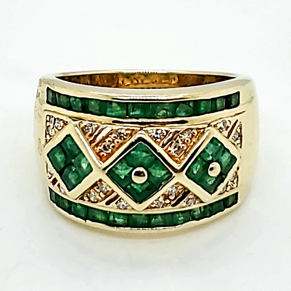 14kt Yellow Gold Emerald and Diamond Ring