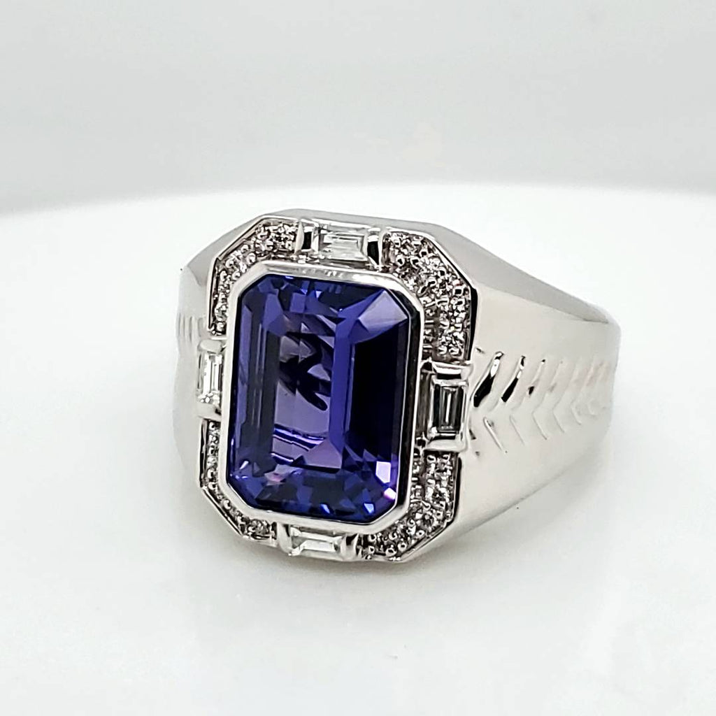 18kt White Gold Tanzanite and Diamond Ring