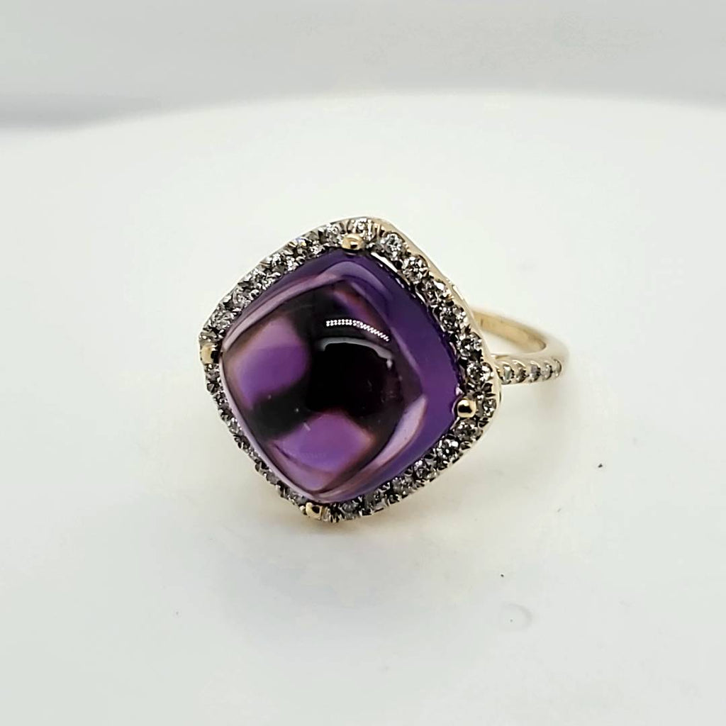 14kt Yellow Gold Cabochon Cut Amethyst and Diamond Ring