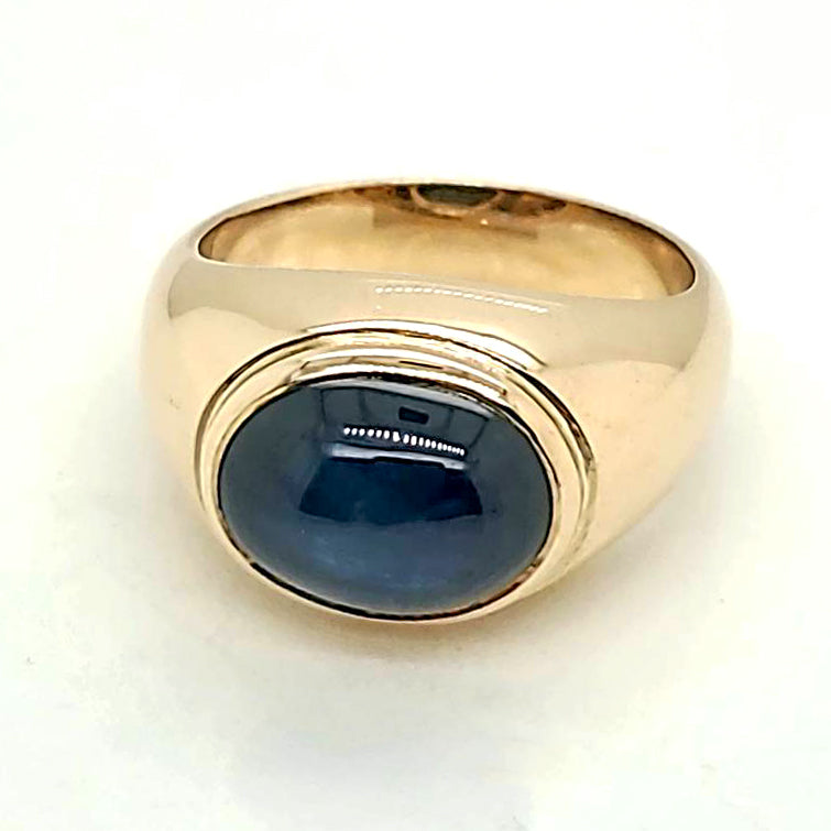 14kt Yellow Gold Cabochon CutBlue Sapphire Ring