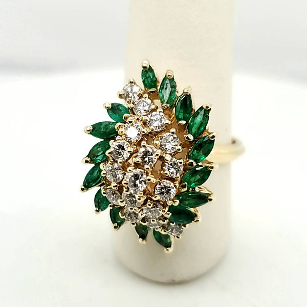 14kt yellow gold emerald and diamond ring