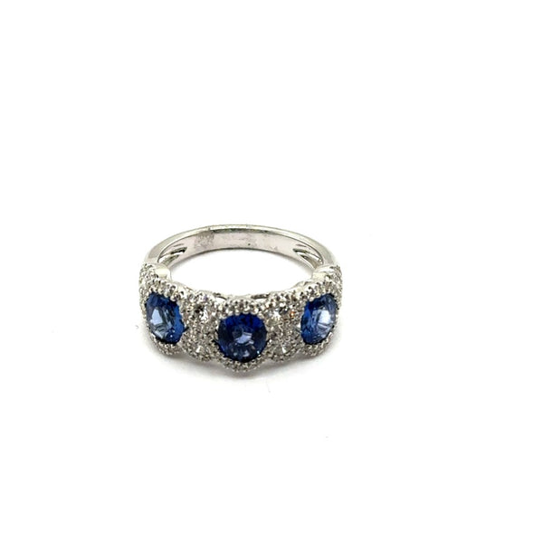 18kt White Gold 2.37Ctw Sapphire And Diamond Band