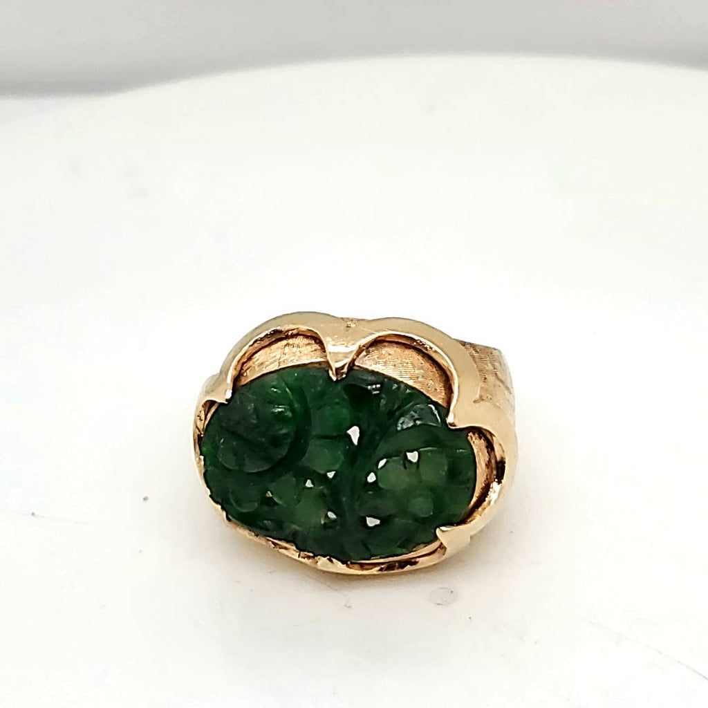 Vintage 14kt Yellow Gold Jade Ring