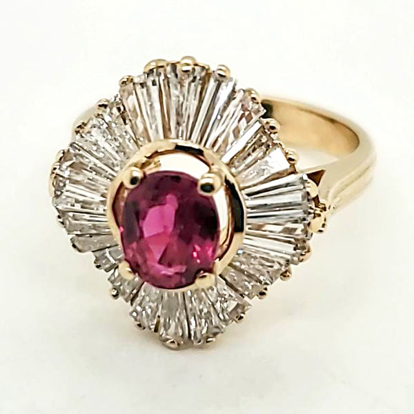 18kt Yellow Gold Ruby Baguette Cut Diamond Ballerina Ring