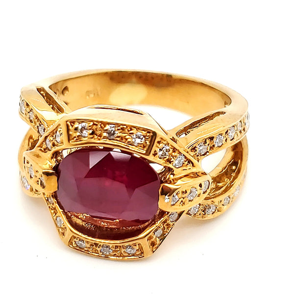 18Kt Yellow Gold 3.86 Carat Ruby And Diamond Ring