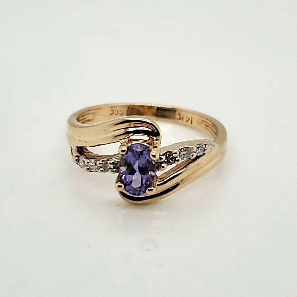 14kt Yellow Gold Tanzanite and Diamond Ring