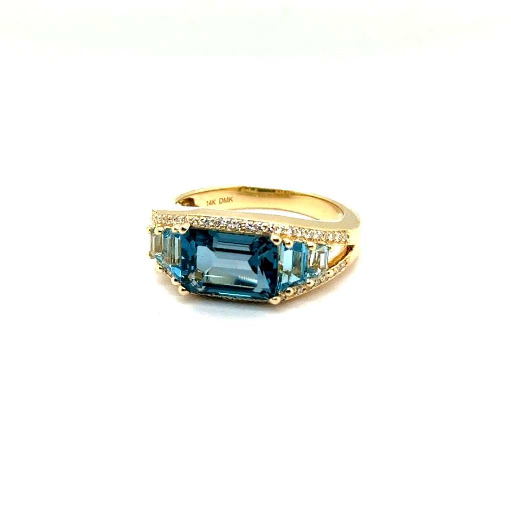 14kt Yellow Gold Blue Topaz And Diamond Ring