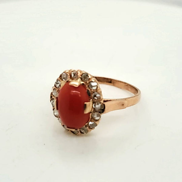 Vintage 18kt Yellow Gold Coral and Diamond Ring