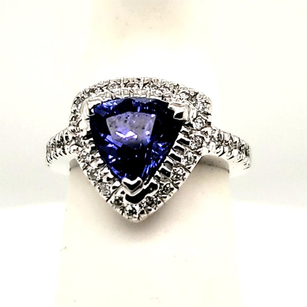 14kt white gold carat triangular shaped tanzanite and diamond ring