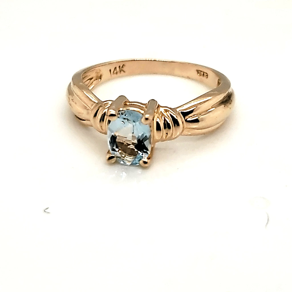 14Kt Yellow Gold  Aquamarine Ring