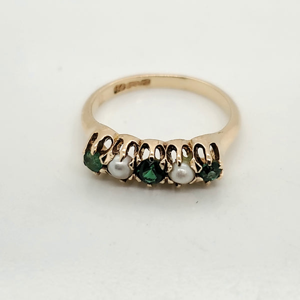 Vintage 14kt Yellow Gold Emerald and Pearl Ring