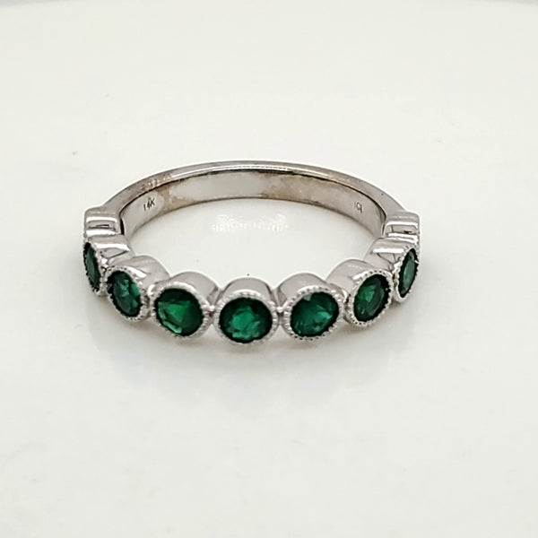 14kt White Gold Emerald Band