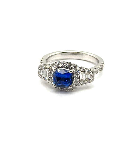 18Kt White Gold 2.64Ctw Sapphire And Diamond Ring