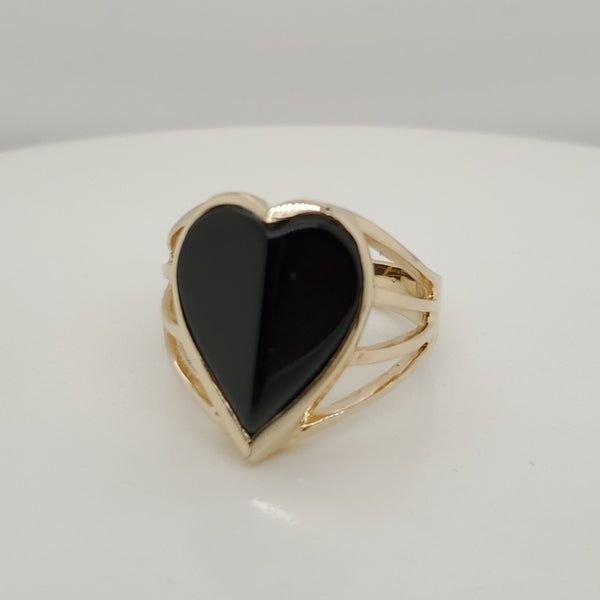 14kt Yellow Gold Onyx Heart Ring