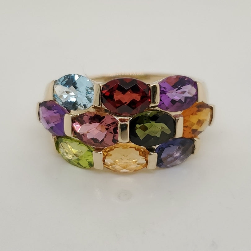 14kt Yellow Gold Gemstone and Diamond Ring