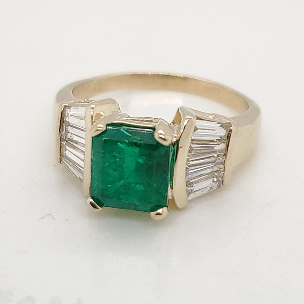 14kt Yellow Gold Emerald And Diamond Ring