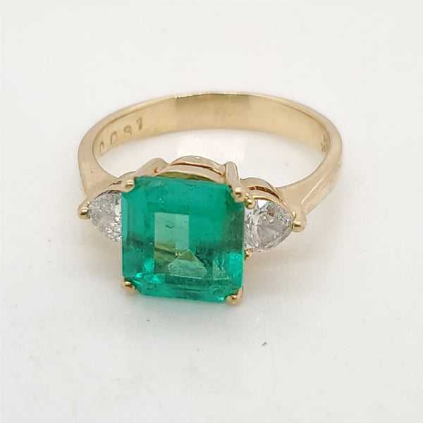 18Kt Yellow Gold Emerald And Diamond Ring