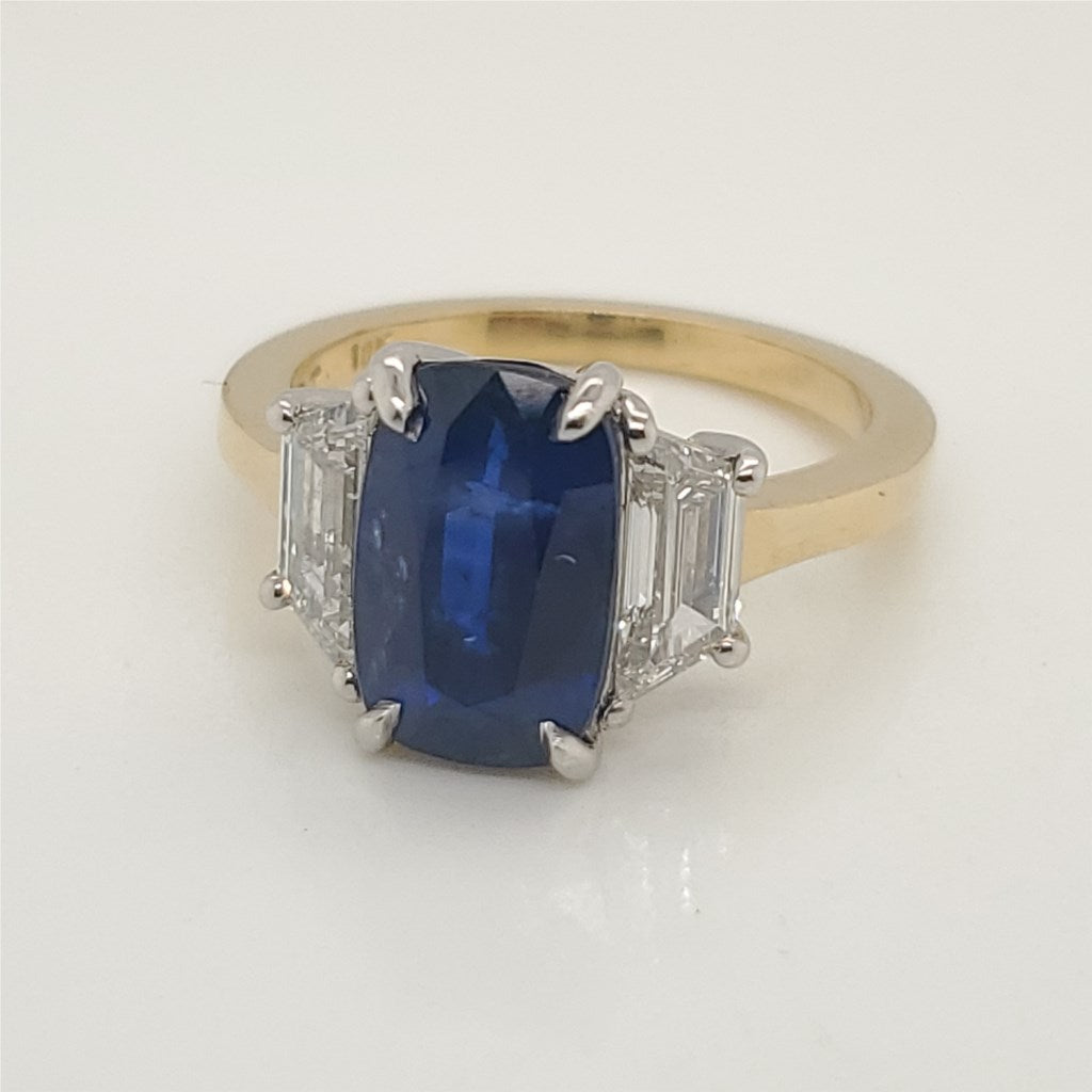 18kt Yellow Gold Ceylon Sapphire and Diamond Ring