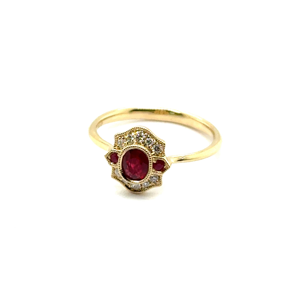 0.56 Ctw 14kt Yellow Gold Ruby and Diamond Ring