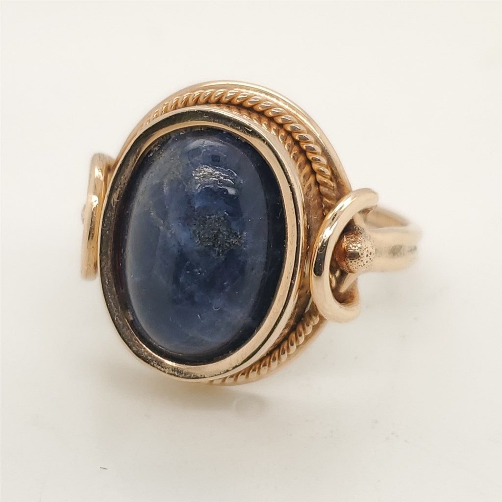 Vintage 14kt Yellow Gold Oval Lapis Ring