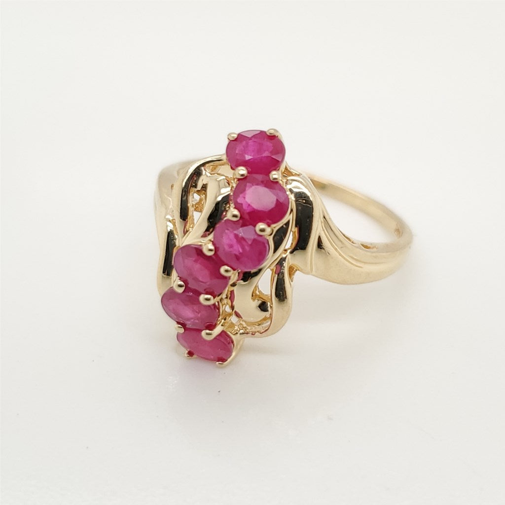14Kt Yellow Gold Ruby Ring