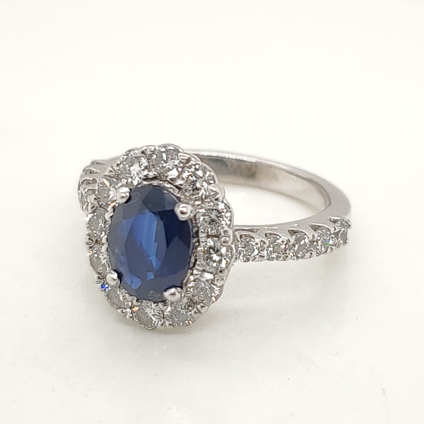 18Kt White Gold Sapphire And Diamond Ring