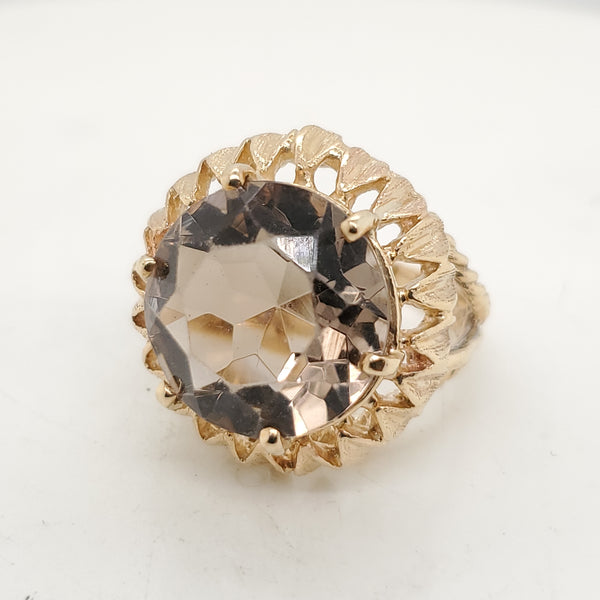 14kt Yellow Gold Smokey Quyartz Ring