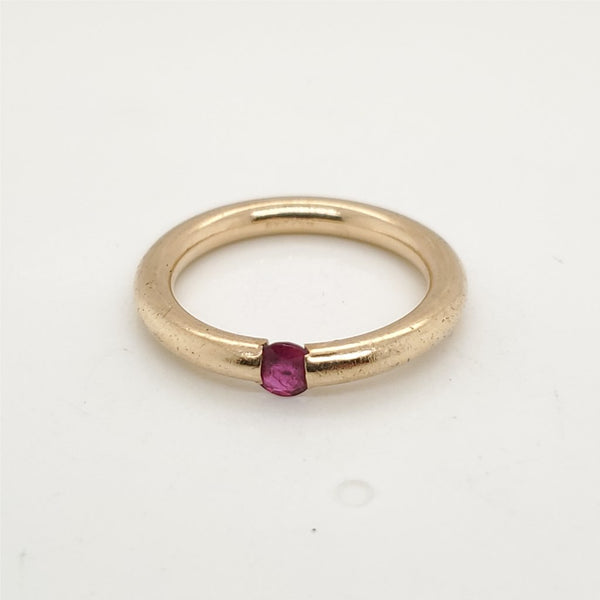 14kt Yellow Gold Ruby Ring