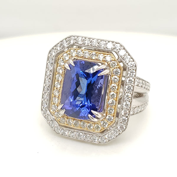 18kt Gold Tanzanite and Diamond Ring