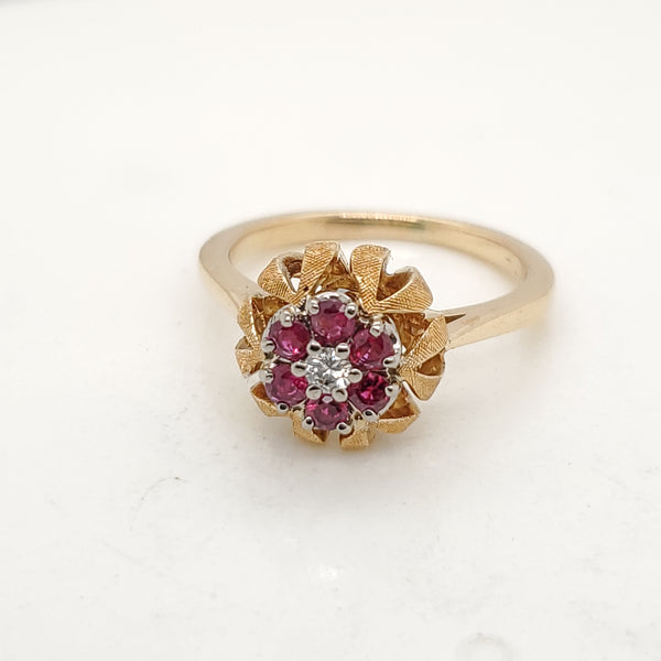 Vintage 18kt Yellow Gold Ruby and Diamond Ring