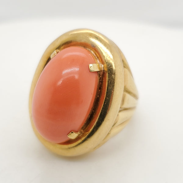 18kt Yellow Gold Coral Ring