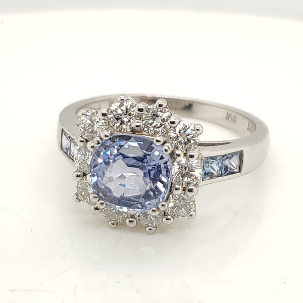 18Kt White Gold Sapphire And Diamond Ring