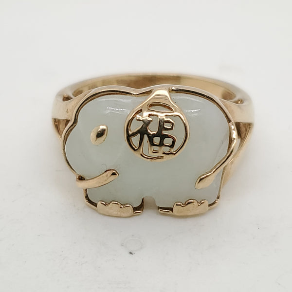 14Kt Yellow Gold Carved Jade Elephant Ring