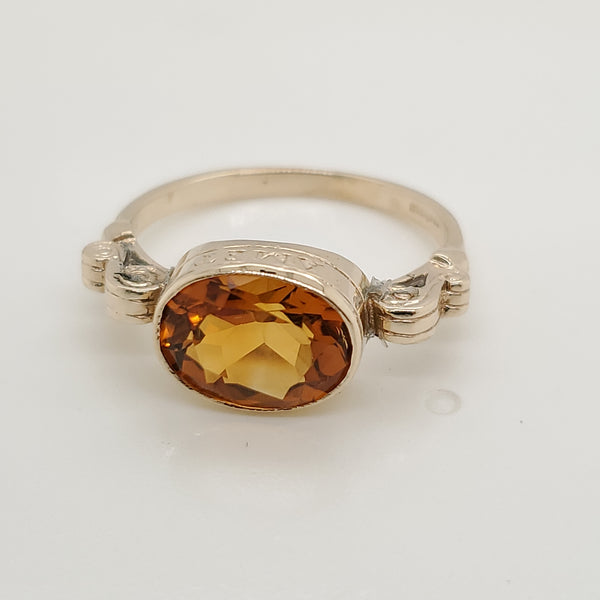 Vintage English 9kt Yellow Gold Citrine Ring