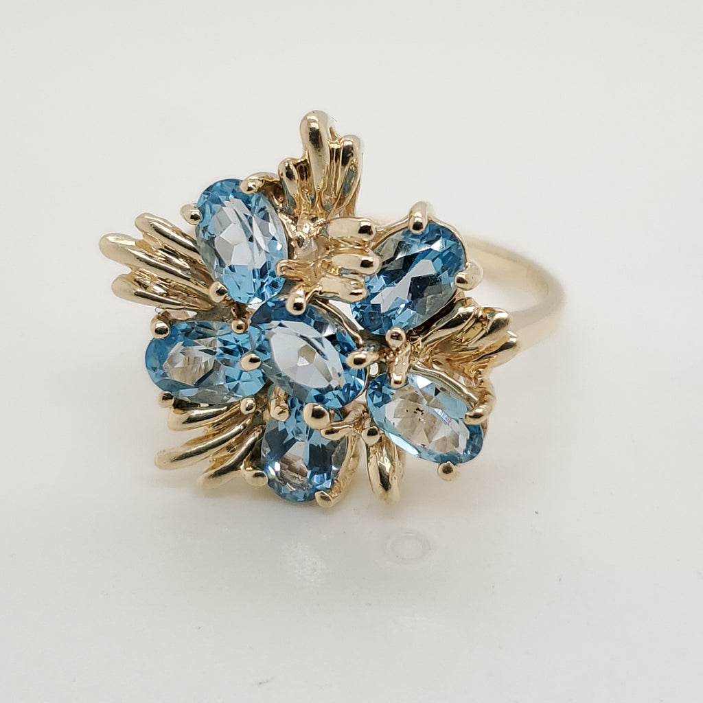 14kt Yellow Gold Blue Topaz Ring