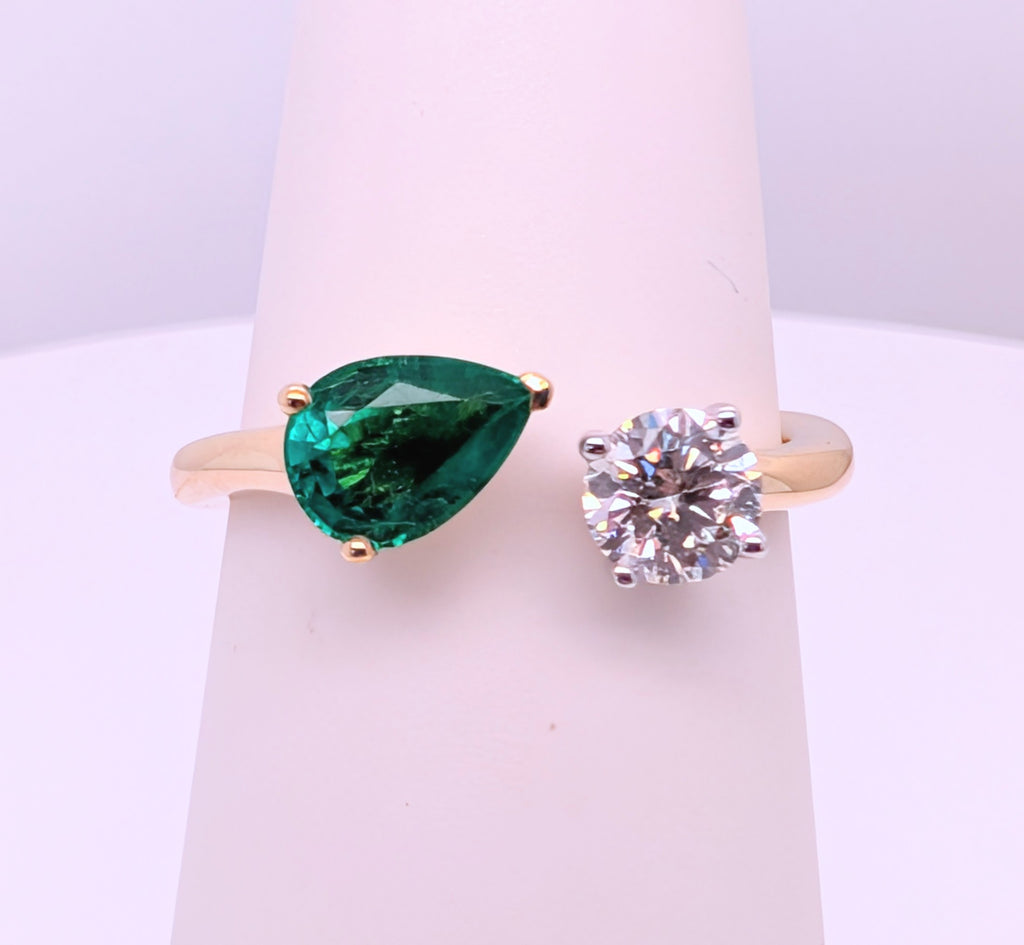 14K Yellow Gold Open Toi et Moi Ring with 0.61ct Pear Shaped Emerald and 0.40ct Round Brilliant Diamond