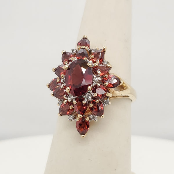 10kt Yellow Gold and Garnet Ring