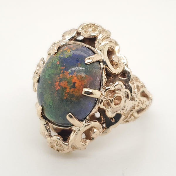 Vintage 14kt Yellow Gold and Opal Ring