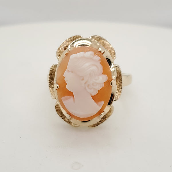 Vintage 14kt Yellow Gold Cameo Ring