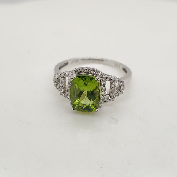 14kt WhiteGold Peridot Ring