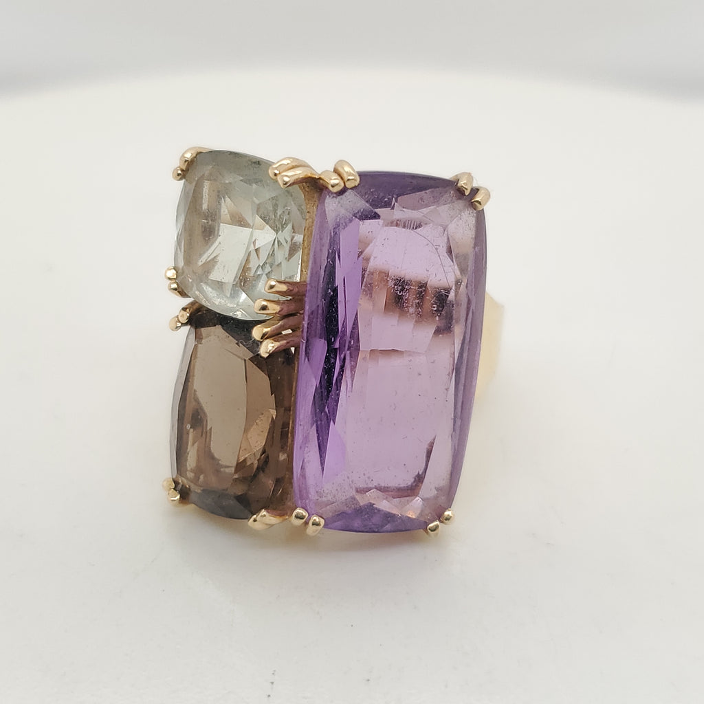 14kt Yellow Gold Gemstone Ring