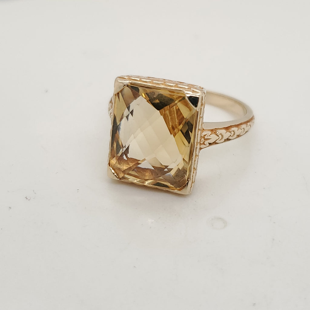 Vintage 14kt Yellow Gold Citrine Ring