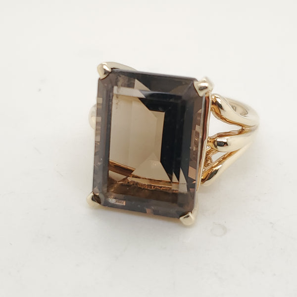 Vintage 10kt Yellow Gold Citrine Ring