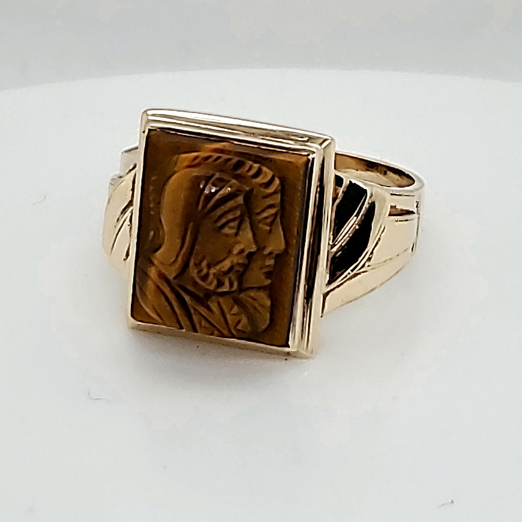 Vintage mens 10kt yellow gold and cats eye intaglio ring
