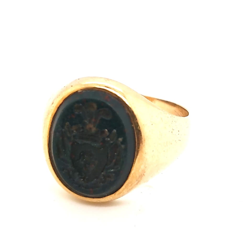 Vintage 14Kt Yellow Gold Carved Bloodstone Crest Ring